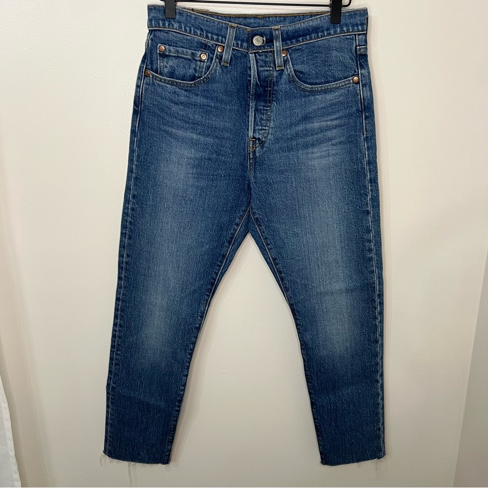 Levi's 501 Premium Denim Big E Button Fly Women's Size 26 Short Casual